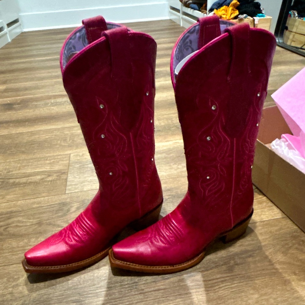 Pamela Apolz Short Shaft Snip Toe Boot- Olden Magenta